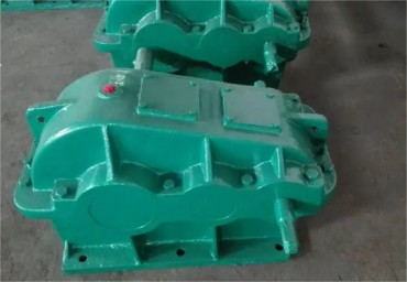 JZQZQ(A)ZQ(H)系列圆柱齿轮减速机